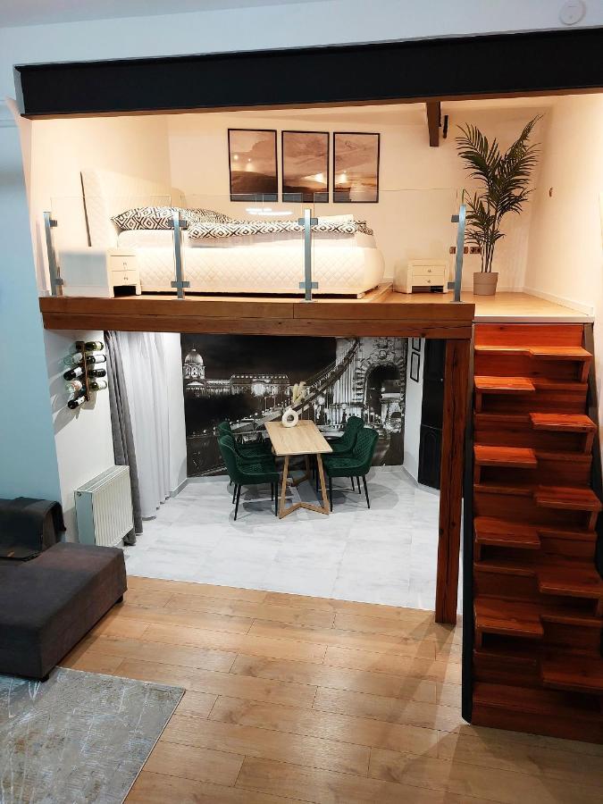 Square 16 Apartman - Absolutely Central Location With Self Check In Szombathely Luaran gambar